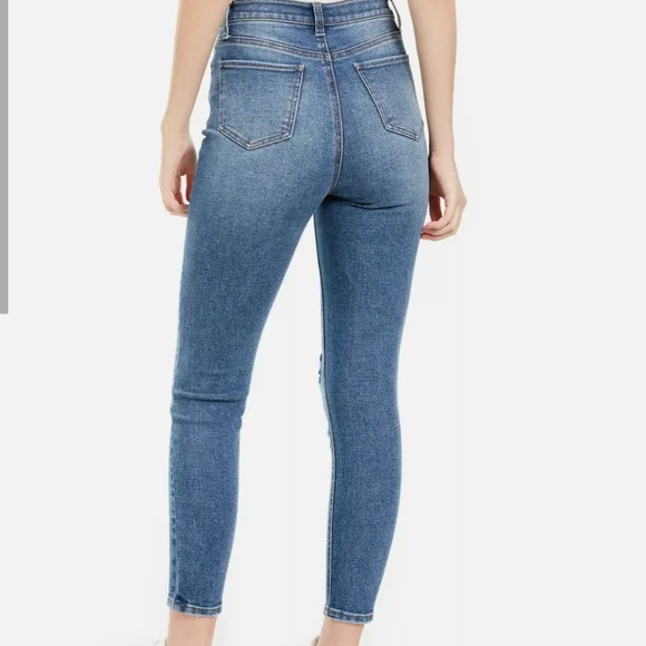 Vanilla Star Junior's Real Cheeky Ripped High Rise Jeans Blue Size 19 Nwt - Picture 3 of 3